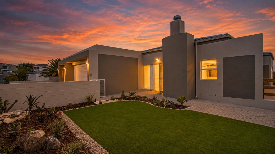 4 Bedroom Property for Sale in Country Club Western Cape